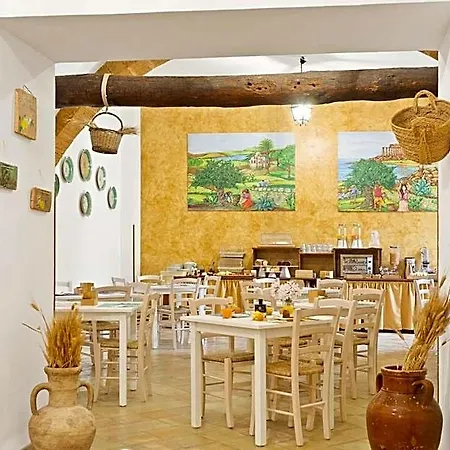 Hotel Di Latomie 4*